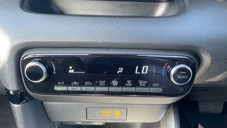 Toyota Yaris 1.5 Hybrid Icon 5dr CVT Hybrid Hatchback